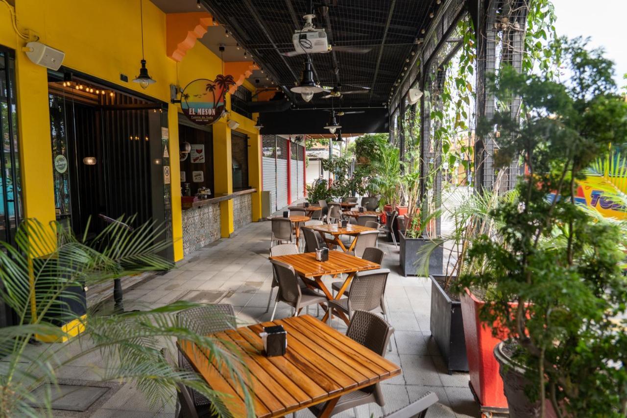 Hotel El Meson La Dorada Εξωτερικό φωτογραφία